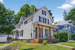 442 Mammoth Rd, Manchester, NH 03109 - Photo 5