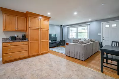39 Norwich Road, Nashua, NH 03062 - Photo 7