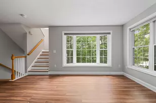 36 Georgetown Dr, Nashua, NH 03062 - Photo 3