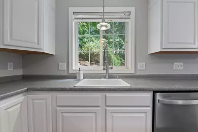 36 Georgetown Drive, Nashua, NH 03062 - Photo 9