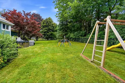 2 Fairview Drive, Concord, NH 03301 - Photo 9