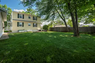 128 Holly Ave, Manchester, NH 03103 - Photo 5