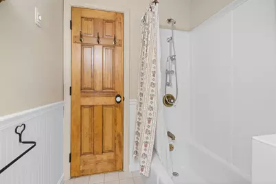 128 Holly Avenue, Manchester, NH 03103 - Photo 21
