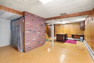 128 Holly Ave, Manchester, NH 03103 - Photo 35