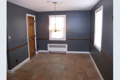 128 Holly Avenue, Manchester, NH 03103 - Photo 7