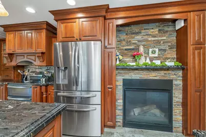 98 Robinson Road, Hudson, NH 03051 - Photo 7