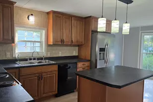 44 Gooseberry Cir, Rochester, NH 03867 - Photo 7