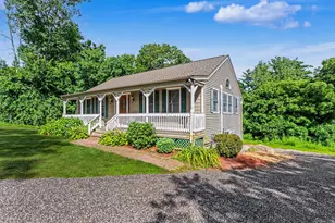 132 Barretts Hill Rd, Hudson, NH 03061 - Photo 5