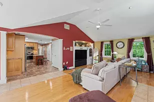 132 Barretts Hill Rd, Hudson, NH 03061 - Photo 13