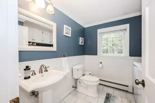 34 Olde Lantern Rd, Bedford, NH 03110 - Photo 17