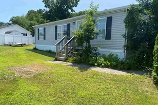 53 Coral Ln, Seabrook, NH 03874 - Photo 1