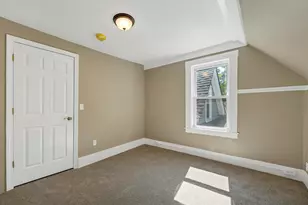 16 Brook St, Derry, NH 03038 - Photo 47