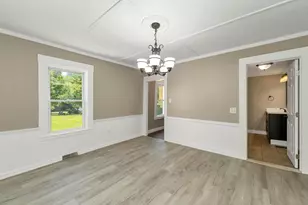 16 Brook St, Derry, NH 03038 - Photo 19