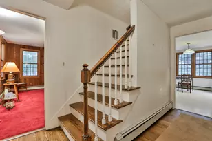 56 Buttonwood Dr, Hollis, NH 03049 - Photo 3