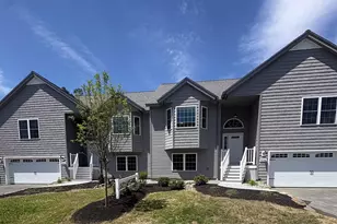 60B Sunset Ridge Rd, Epping, NH 03042 - Photo 1
