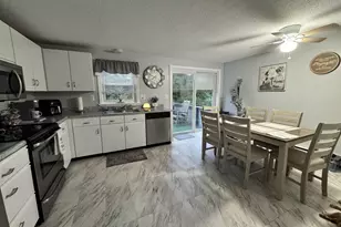 72 Derryfield Rd, Derry, NH 03038 - Photo 3