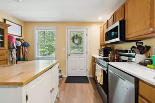 170 Jefferson Dr, Hillsboro, NH 03244 - Photo 7