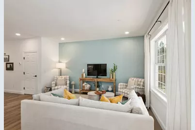 1A Dearborn Circle, Goffstown, NH 03045 - Photo 7