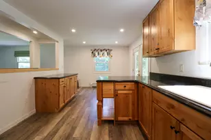 71 Poverty Ln, Lebanon, NH 03766 - Photo 5