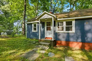 16 Hillside Ave, Amherst, NH 03031 - Photo 3