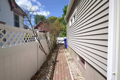 461 Manchester Street, Manchester, NH 03103 - Photo 11