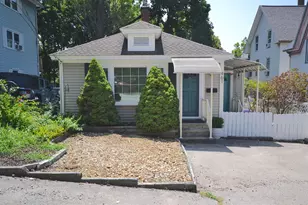461 Manchester St, Manchester, NH 03103 - Photo 1