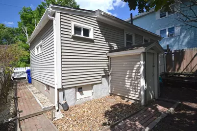 461 Manchester Street, Manchester, NH 03103 - Photo 5