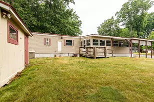 8 S Dewberry Ln, Rochester, NH 03867 - Photo 23