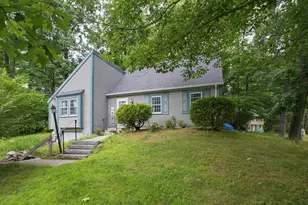 21 Shelburne Rd, Nashua, NH 03063 - Photo 1
