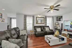 5 Howard St, Pembroke, NH 03275 - Photo 9