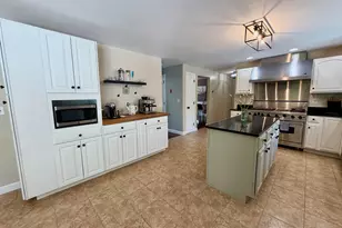 11 Boxwood Ln, Dover, NH 03820 - Photo 15