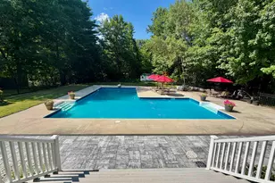 11 Boxwood Ln, Dover, NH 03820 - Photo 7