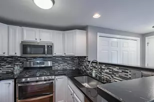 21 Silverton Dr, Nashua, NH 03062 - Photo 7