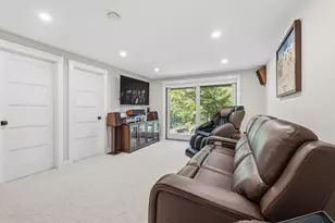 26 Loonwood Dr, Lincoln, NH 03251 - Photo 43