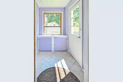 375 Orange Street, Manchester, NH 03104 - Photo 19