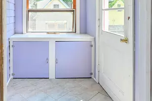 375 Orange St, Manchester, NH 03104 - Photo 19