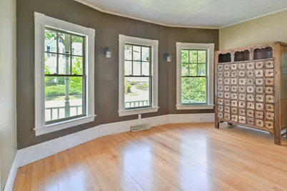 375 Orange Street, Manchester, NH 03104 - Photo 11