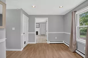 2 Queensway Cir, Nashua, NH 03062 - Photo 17