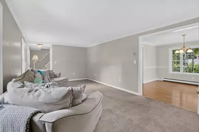 2 Queensway Circle, Nashua, NH 03062 - Photo 21