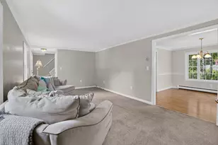 2 Queensway Cir, Nashua, NH 03062 - Photo 21