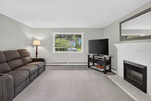 2 Queensway Cir, Nashua, NH 03062 - Photo 23