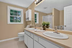 38 Georgetowne Dr, Nashua, NH 03062 - Photo 25