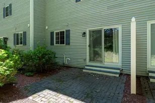 38 Georgetowne Dr, Nashua, NH 03062 - Photo 43