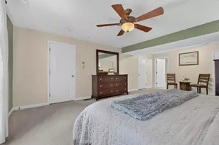 38 Georgetowne Dr, Nashua, NH 03062 - Photo 21