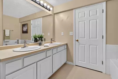 38 Georgetowne Drive, Nashua, NH 03062 - Photo 27