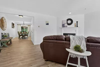 38 Georgetowne Drive, Nashua, NH 03062 - Photo 5