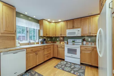 22 Horace Greeley Road, Amherst, NH 03031 - Photo 7