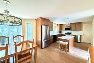 35 Cherrywood Dr, Dover, NH 03820 - Photo 5