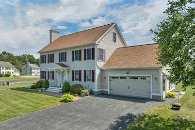 41 Viola Circle, Seabrook, NH 03847 - Photo 3