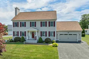 41 Viola Cir, Seabrook, NH 03847 - Photo 1